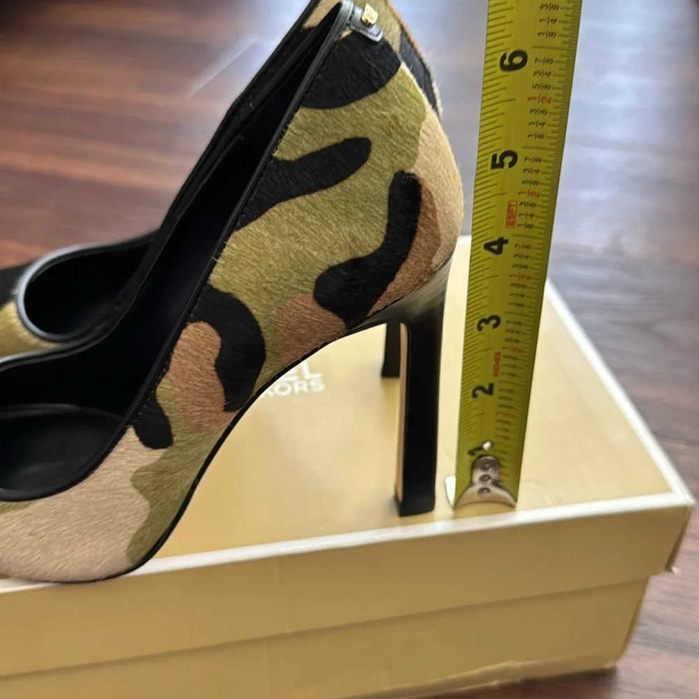 Michael Kors NWT Amara Camouflage Dyed Real Hair Cow Fur Leather Women's Pump.